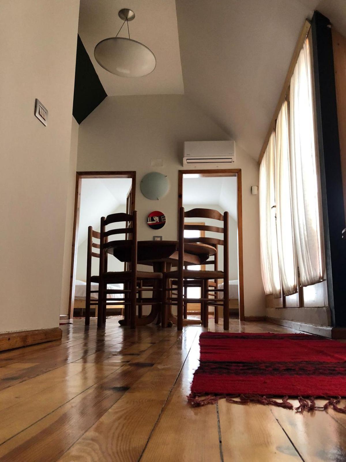 Red Goat * Tirana